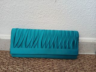 Conjunto de zapatos con monedera