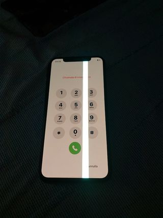 iPhone X screen OLED with line