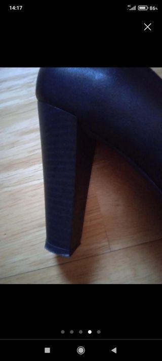 Zapatos salon.piel.negro.5€