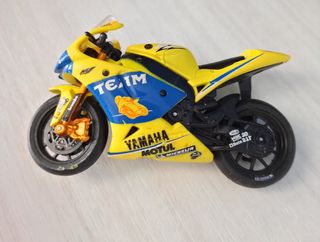 Modellino moto Valentino Rossi 46