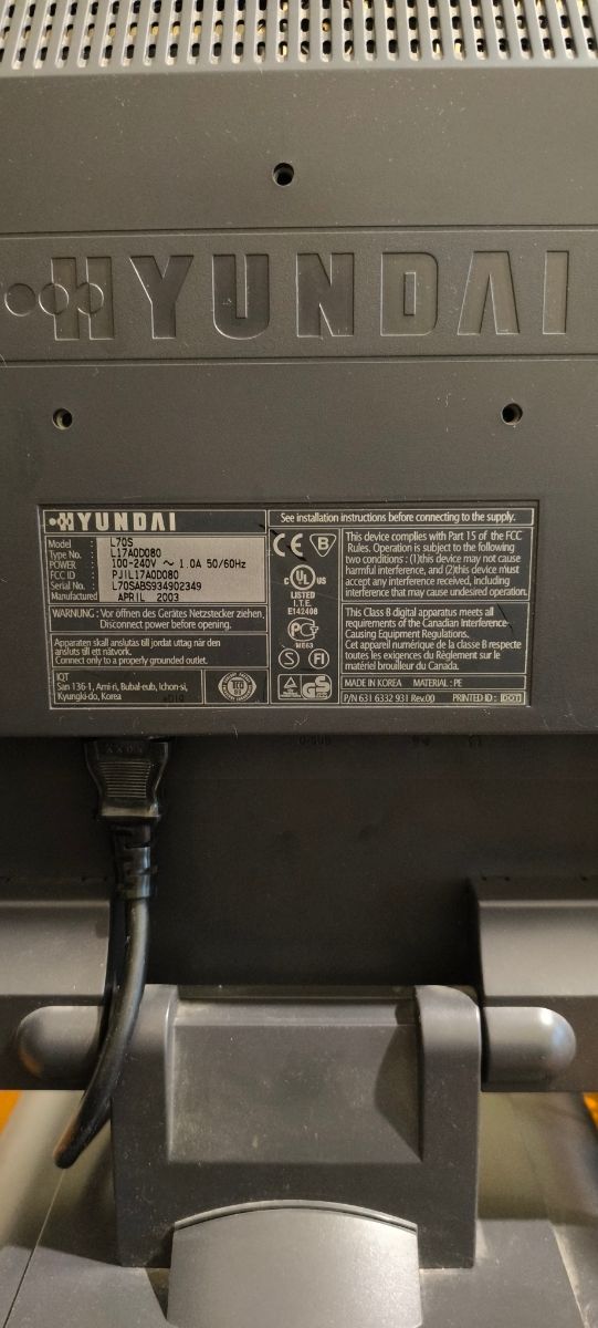 Monitor Hyundai 17 "