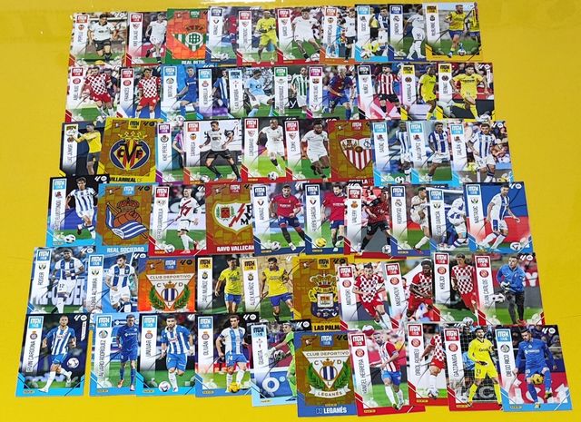 Grande lotto di carte da calcio