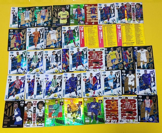 Grande lotto di carte da calcio