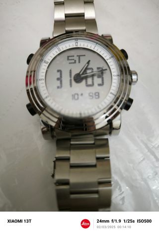 Reloj plateado sinobi