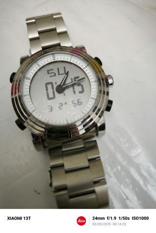 Reloj plateado sinobi