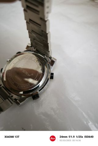 Reloj plateado sinobi