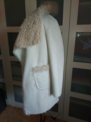 Chaquetón de piel vegana