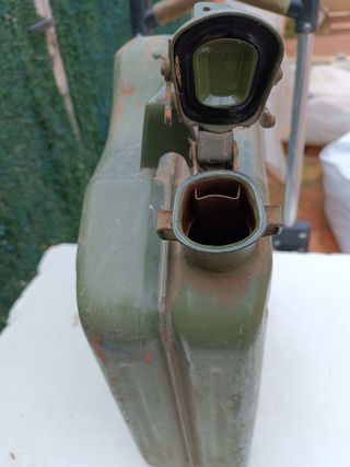 Bidón de gasolina