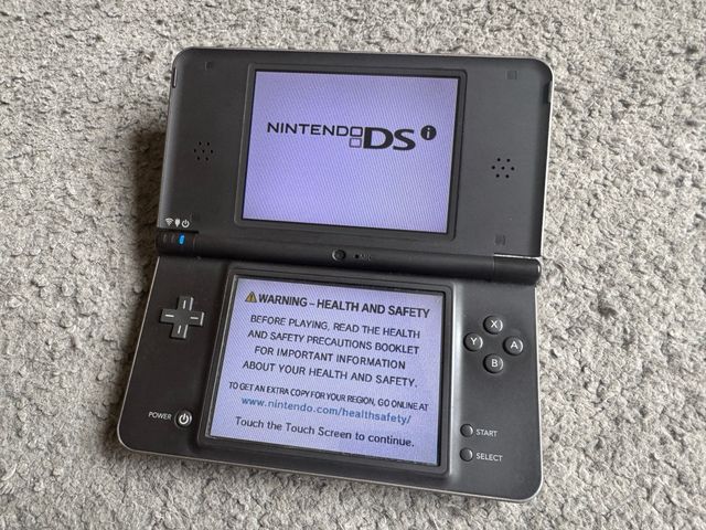 Nintendo DSi XL Chocolate