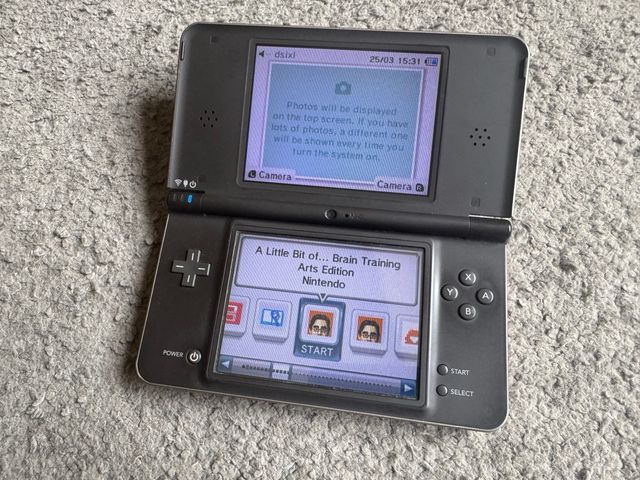 Nintendo DSi XL Chocolate