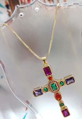 CRUZ GRANDE DE CORCONITAS Y CADENA