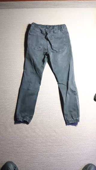 Pantalones pull&bear