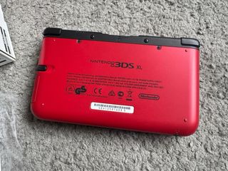 Nintendo 3DS XL Roja