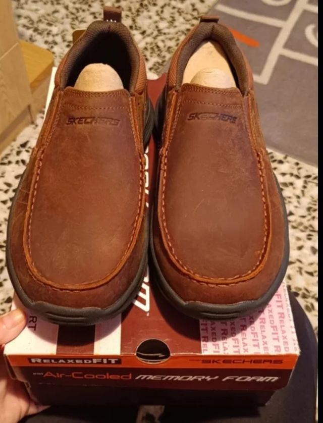 Zapatos Skechers nuevos