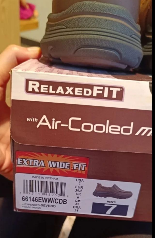 Zapatos Skechers nuevos