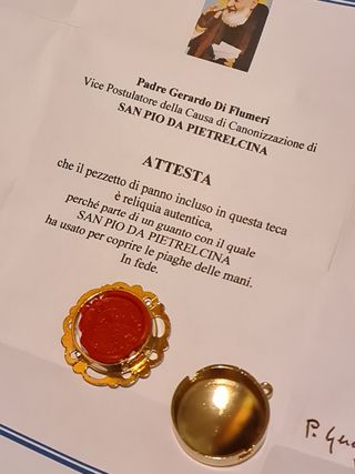 Reliquia Padre Pio da Pietrelcina 