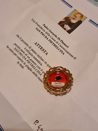 Reliquia Padre Pio da Pietrelcina 
