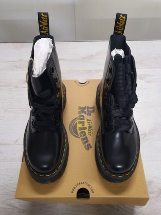 Dr. Martens Molly Black Buttero 24861001 taglia 37