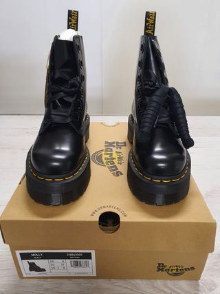 Dr. Martens Molly Black Buttero 24861001 taglia 37