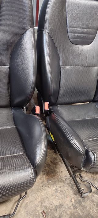 Asientos Ford Mondeo st  220