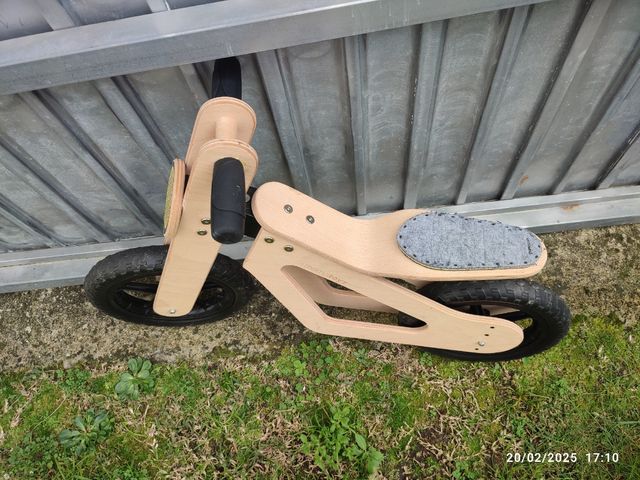 Bicicleta madera sin pedales