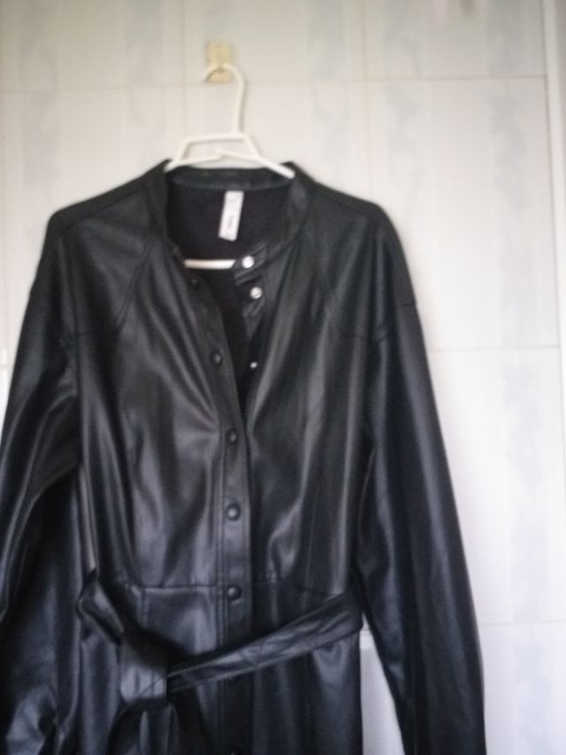 Vestido camisero polipiel