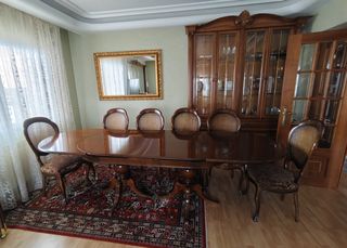 Mueble de salón,vitrina y mesa + 6sillas