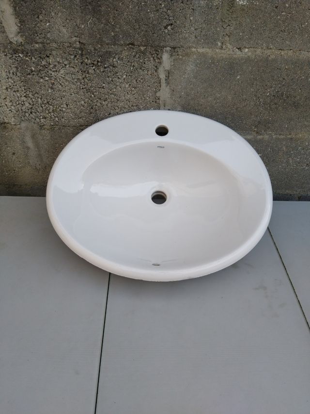 Lavabo ROCA modelo JAVA de empotrar.