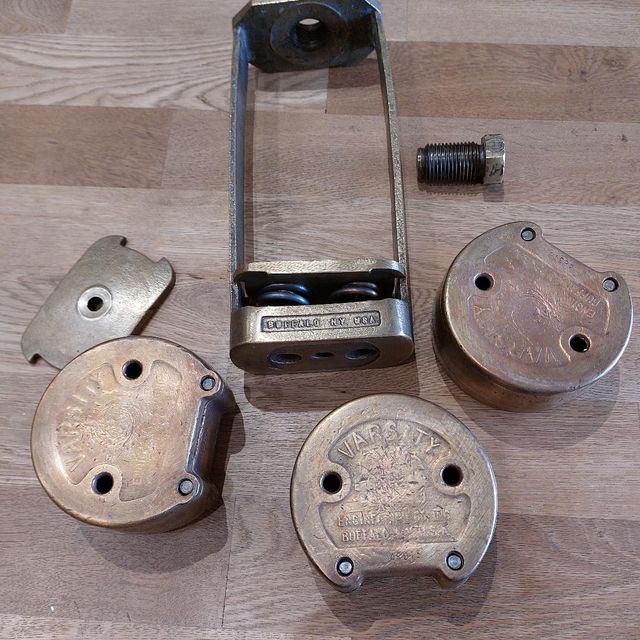 Prensa HANAU con tres moldes