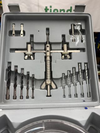 JUEGO DE SIERRA DE CORONA AJUSTABLE 40-200mm