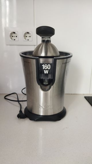 Exprimidor eléctrico