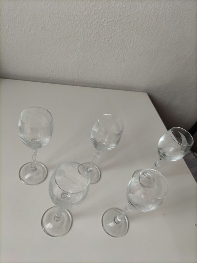 5 copas de cristal