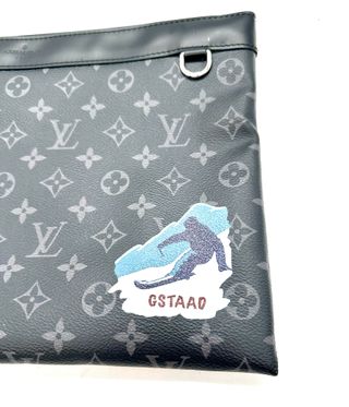 Louis Vuitton – Clutch