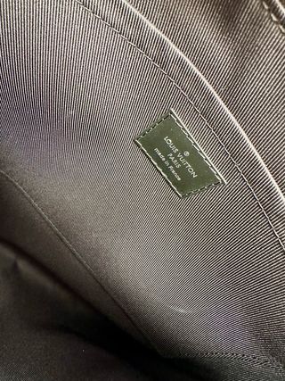 Louis Vuitton – Clutch