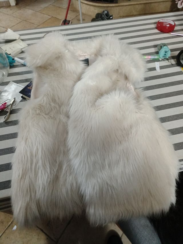 Smanicato in finta pelliccia Primark