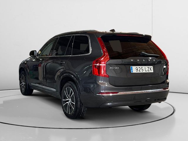 Volvo XC90 Core Recharge Plug-In Hybrid AWD