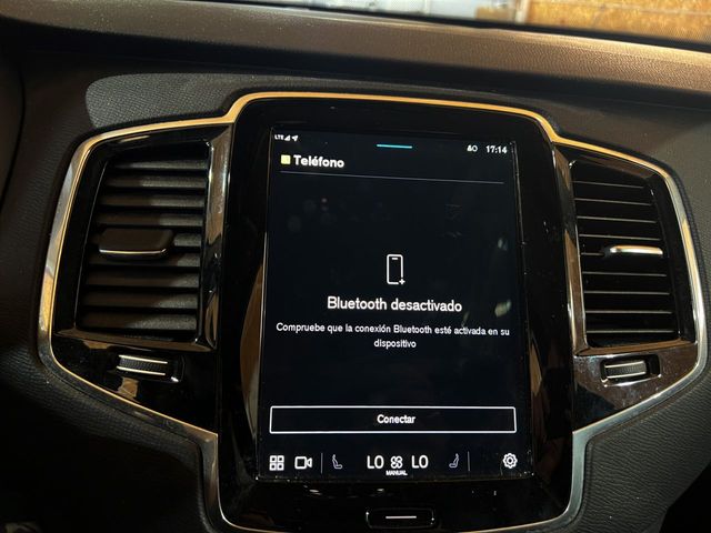 Volvo XC90 Core Recharge Plug-In Hybrid AWD