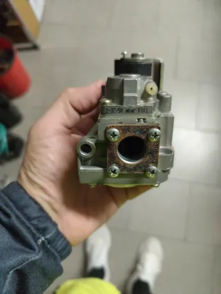 Valvola gas Honeywell VK4105G