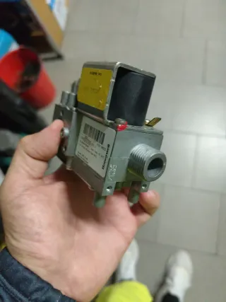 Valvola gas Honeywell VK4105G