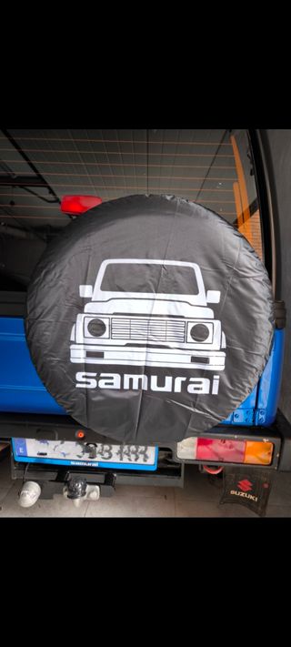 SUZUKI SAMURAI - FUNDA RUEDA REPUESTO 