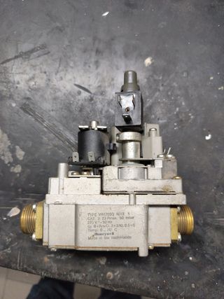 Valvola gas Honeywell VR4705Q