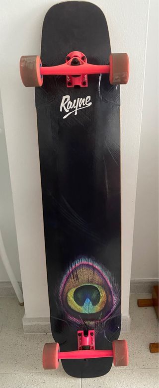 Skate longboard dancing