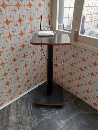 TABURETE TELEVISOR