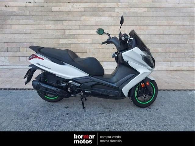 Kymco super dink 125 