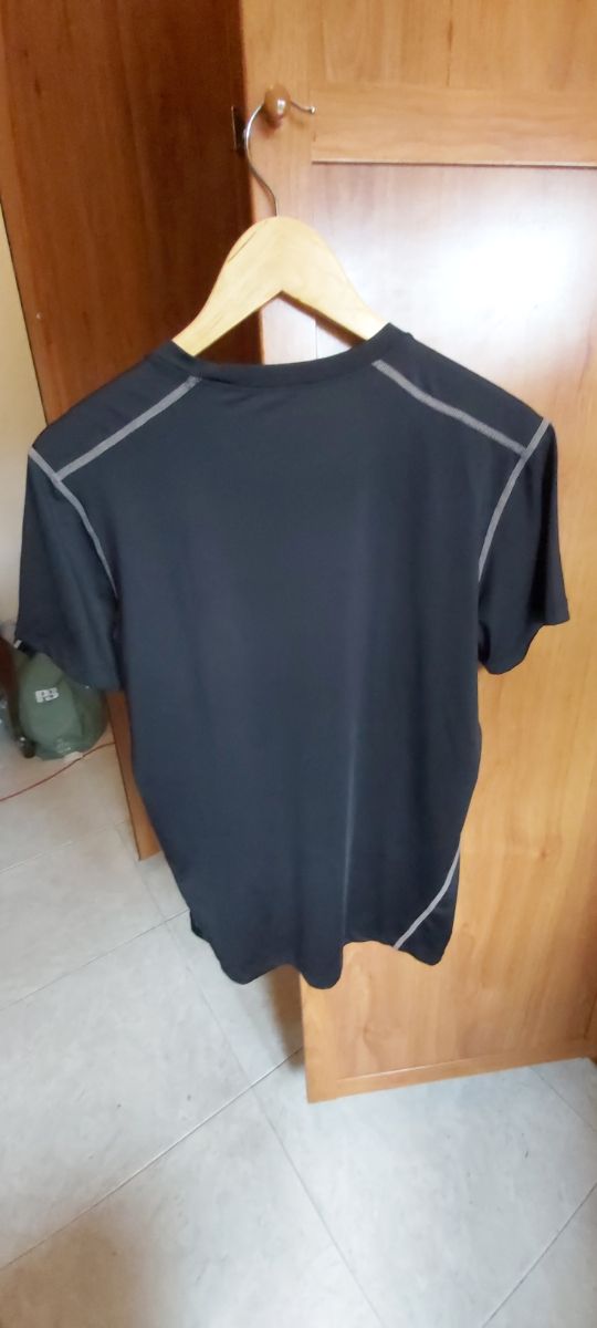 Camiseta deporte Nike