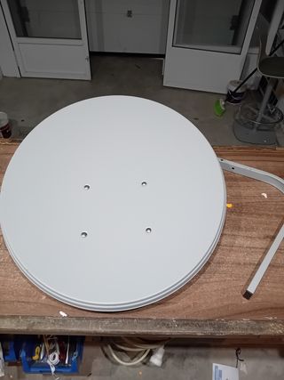 Parabólica de 60 cm