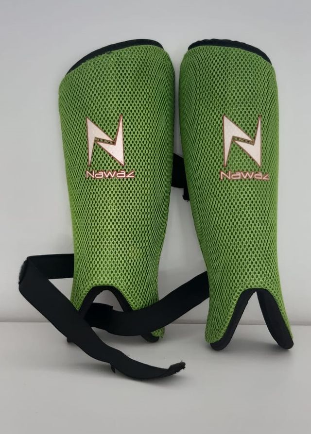 Espinilleras hockey hierba XS