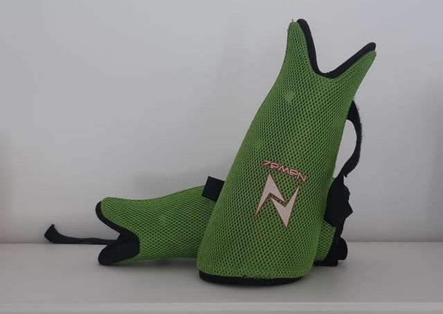 Espinilleras hockey hierba XS