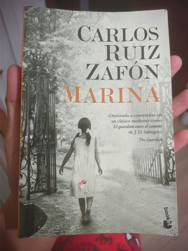 Marina (Spanish Edition)