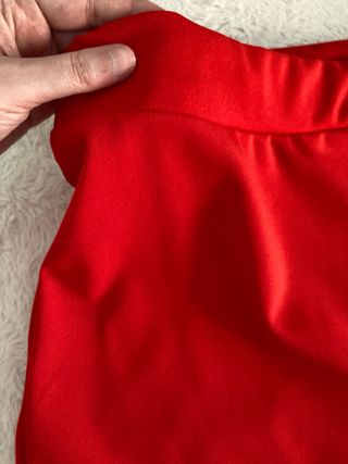 Falda roja de flamenca con volantes 38/40 feria